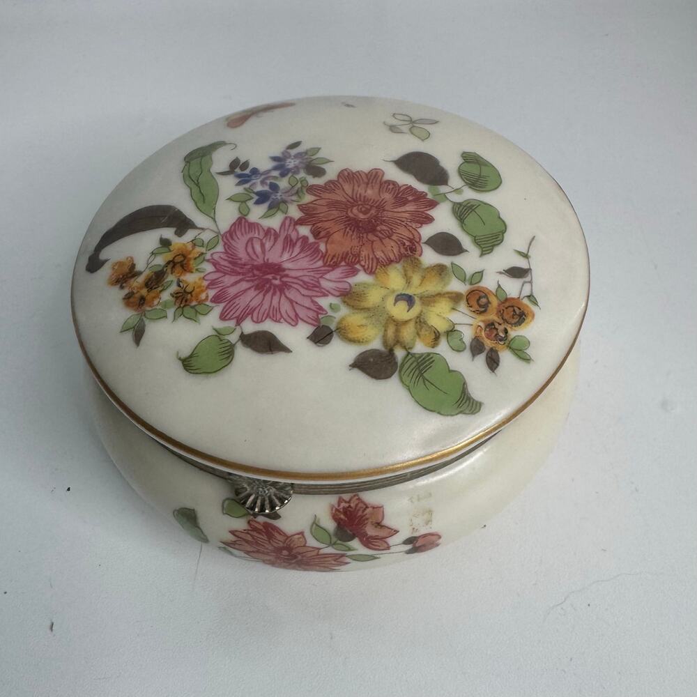 Vtg. Norleans Japan Hinged Porcelain Trinket Box with Butterflies and Flowers